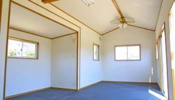 チップアウト・スライドアウトの外観・内観