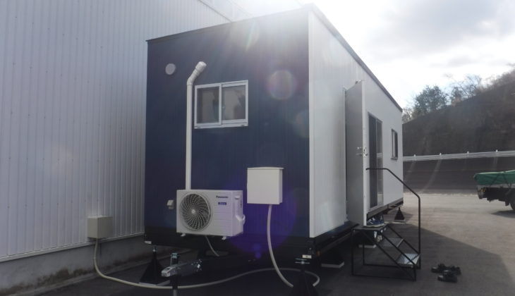 敷地内の受付兼簡易事務所としてクラブ900-1(展示車)をご購入いただきました(福島県)