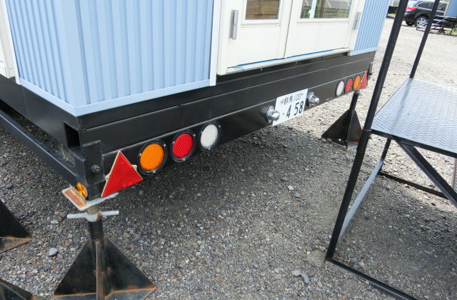 なぜ、トレーラーハウスにナンバーが付いているのか？